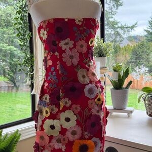 Endless Rose Red Floral Tag with Gold Logo